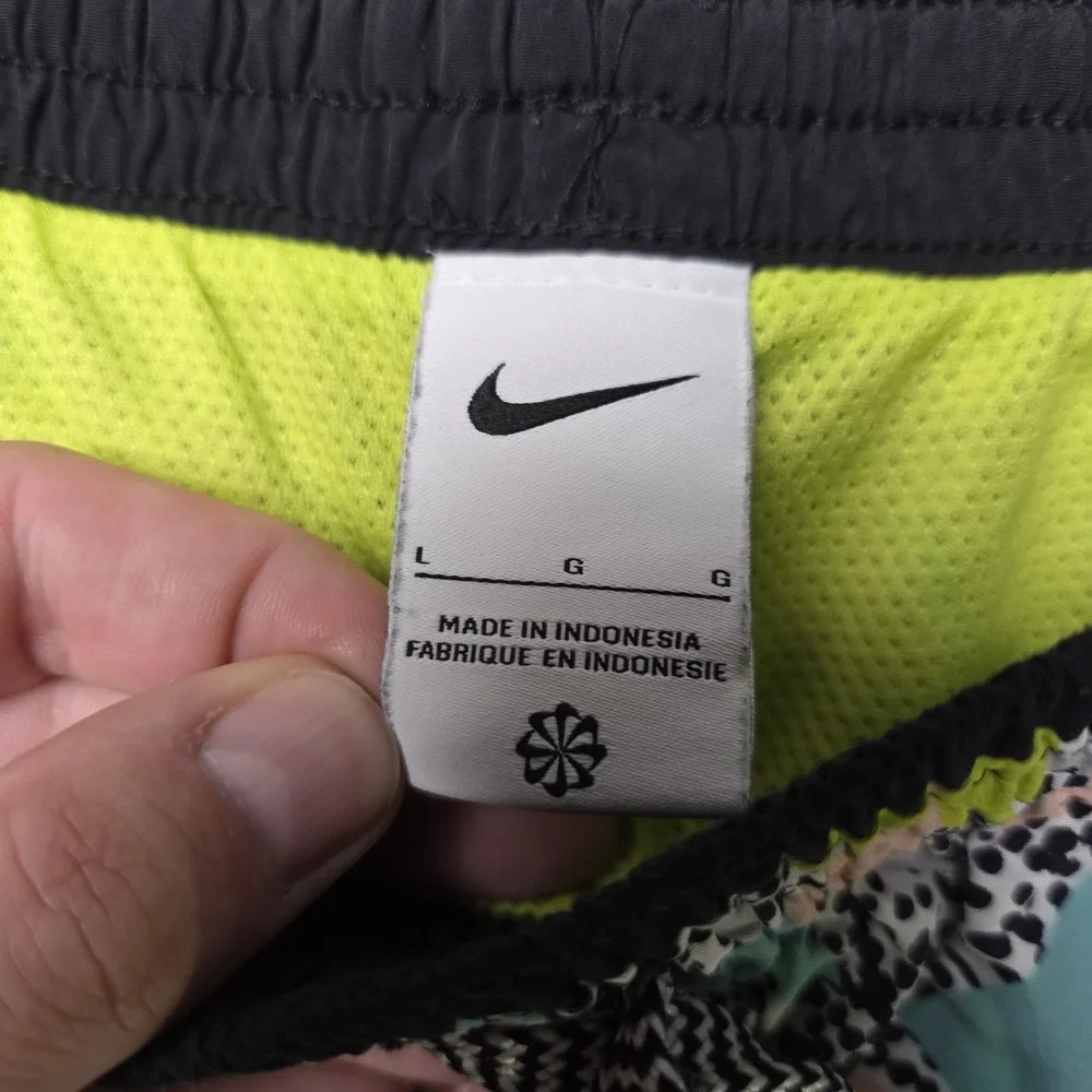 Nike Vibe Icon Logo 7